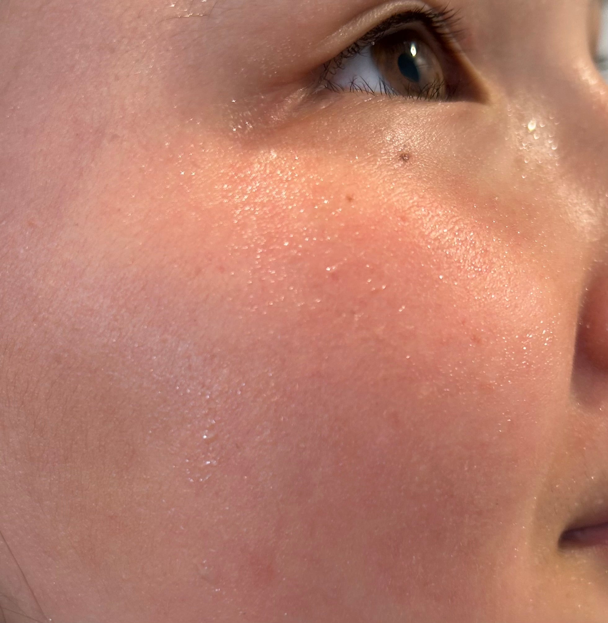 Glow facial mist